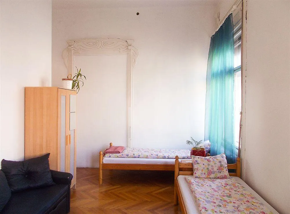 Albergue Gaia Astoria Budapest Hostal