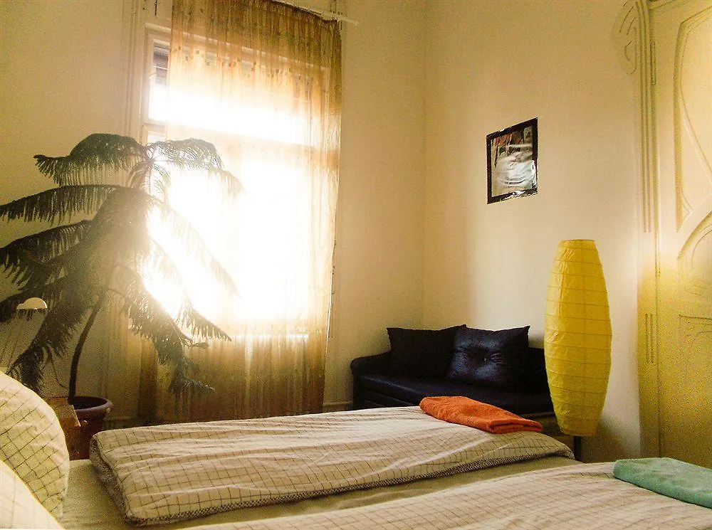 Hostal Albergue Gaia Astoria Budapest